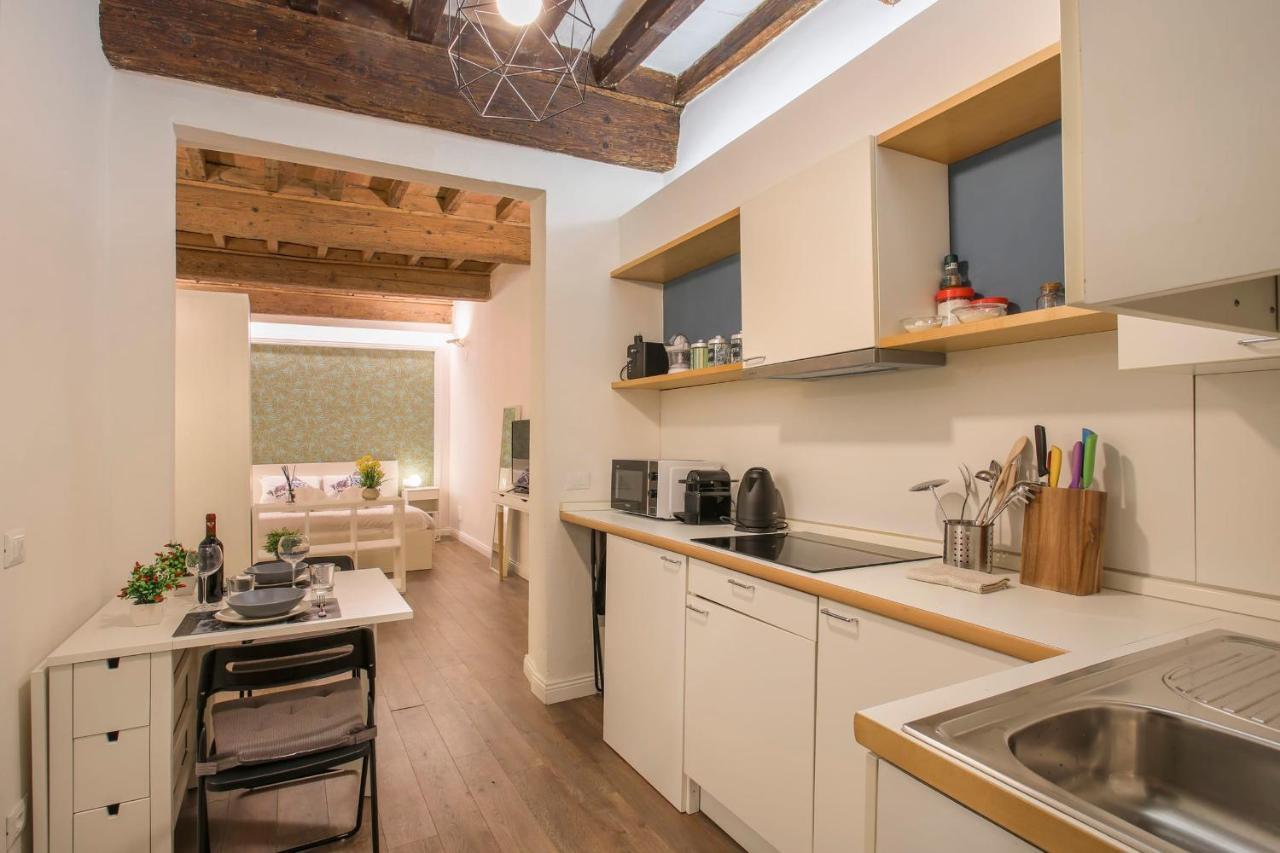 Oltrarno Suite In Флоренция Экстерьер фото